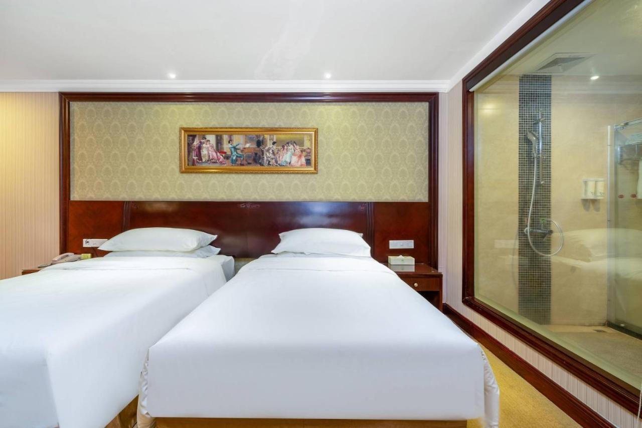 Vienna Hotel Dongguan Houjie Exhibition Center Экстерьер фото