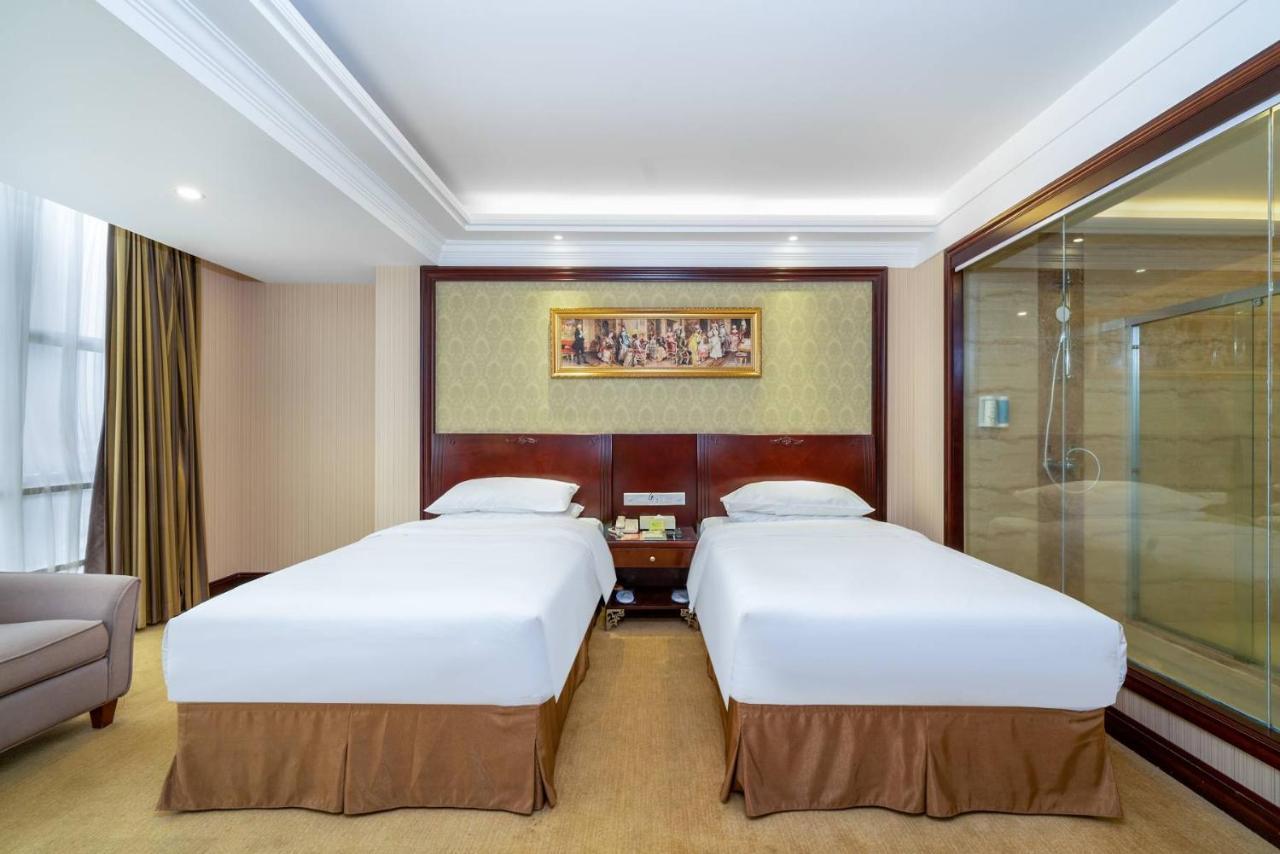Vienna Hotel Dongguan Houjie Exhibition Center Экстерьер фото